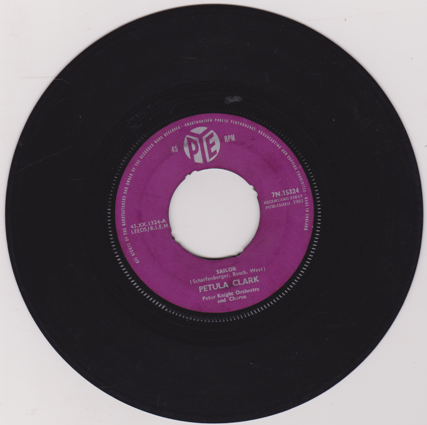 Petula Clark – Sailor (Pye, 1961) 7" vinyl single G+/- jukebox centre