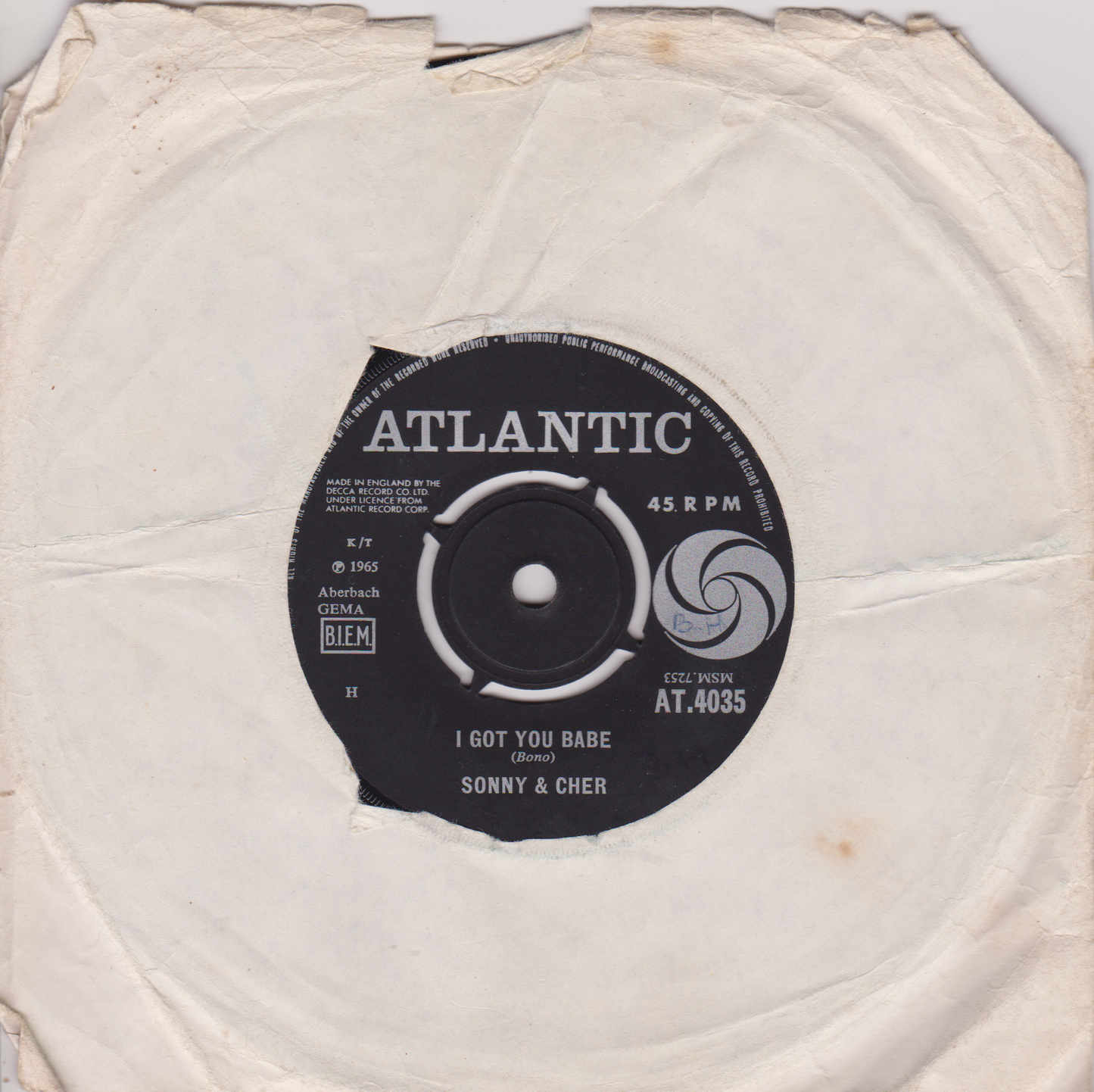 Vinyl record with Atlantic label featuring Sonny & Cher's 'I Got You Babe'.