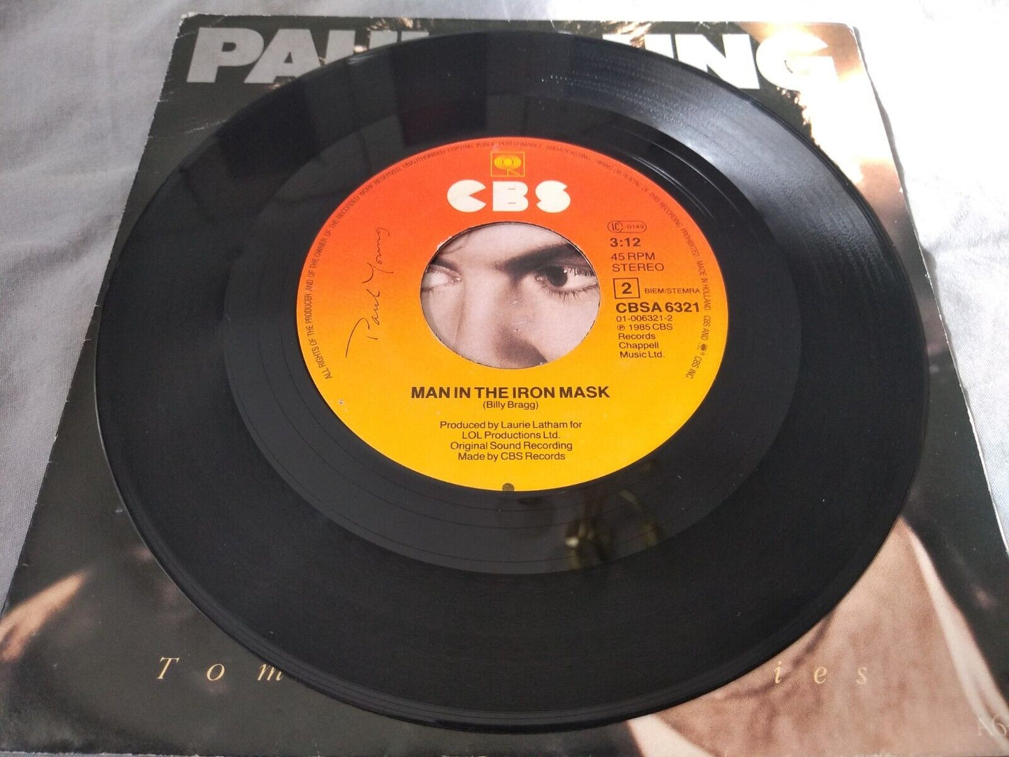 Paul Young – Tomb Of Memories (CBS 1985) 7" vinyl P/S single VG/VG jukebox