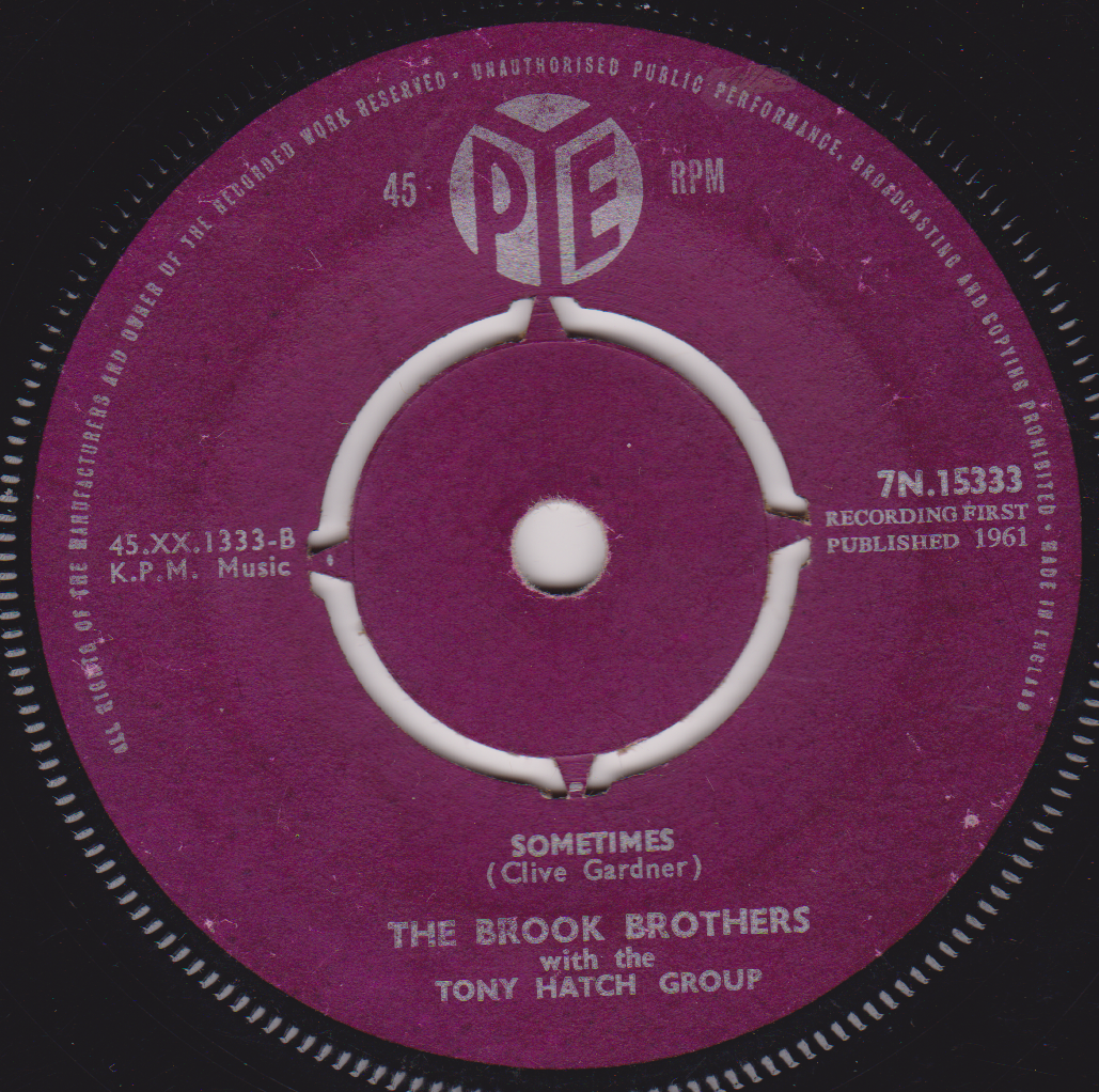 The Brook Brothers With The Tony Hatch Group – Warpaint (Pye 1961) 7" vinyl single G+/-