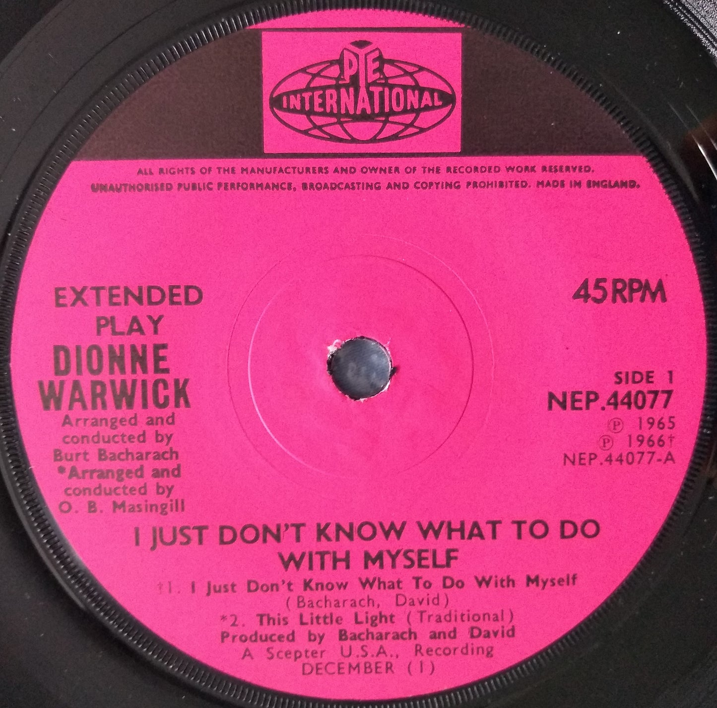 Dionne Warwick – I Just Don’t Know What To Do With Myself (Pye 1966) 7" EP VG/-