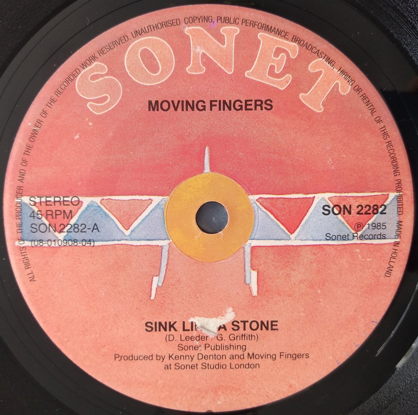 Moving Fingers - Sink Like A Stone (Sonet 1985) 7" vinyl single VG/-