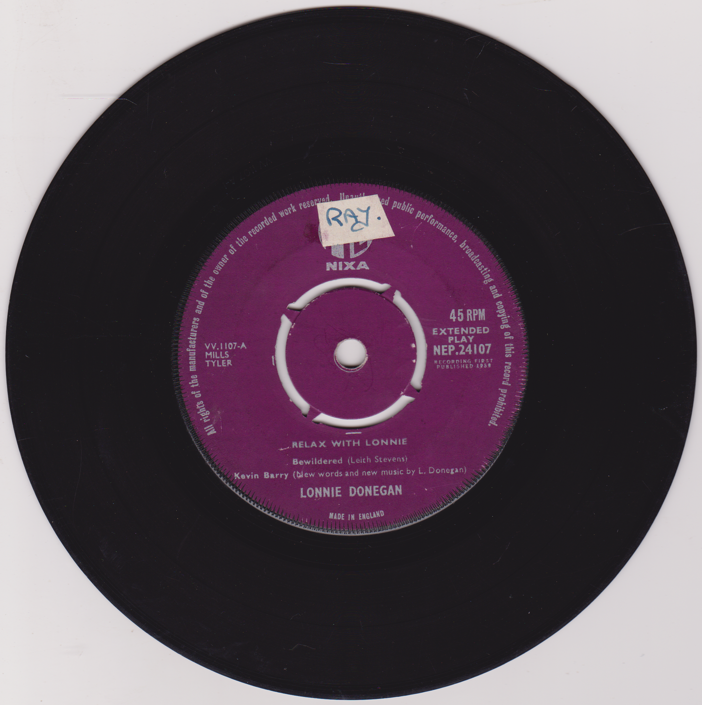 Lonnie Donegan - Relax With Lonnie (Pye) 7" vinyl EP G+/VG