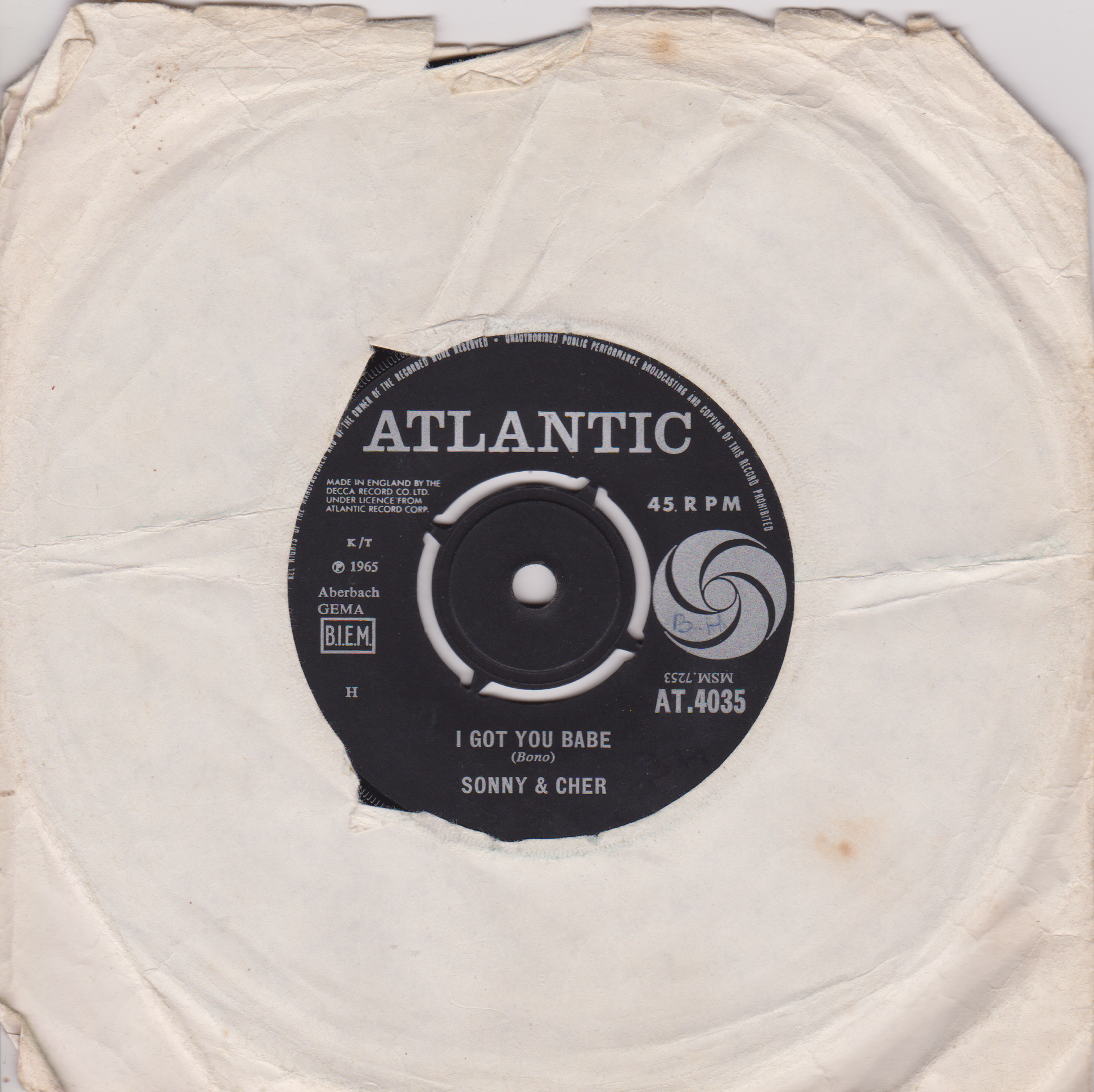 Vinyl record with Atlantic label featuring Sonny & Cher's 'I Got You Babe'.