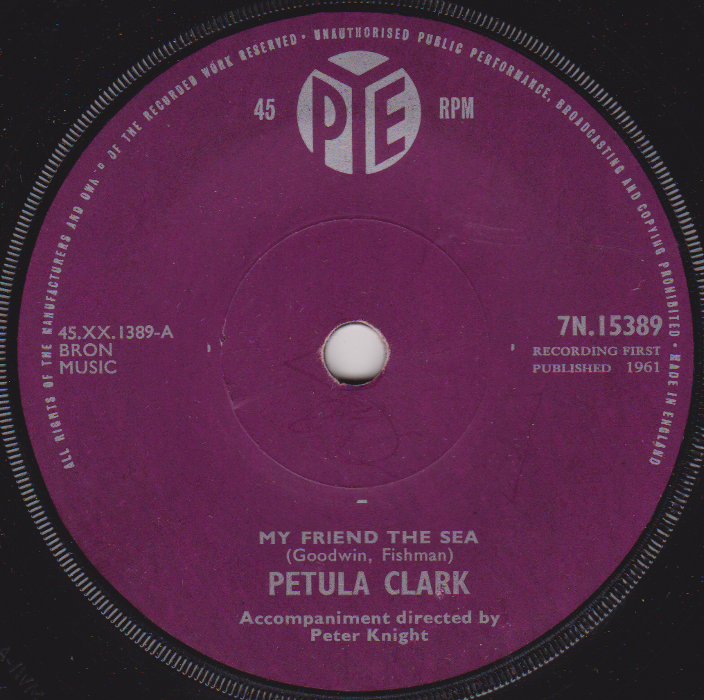 Petula Clark – My Friend The Sea (Pye, 1961) 7" vinyl single VG/-