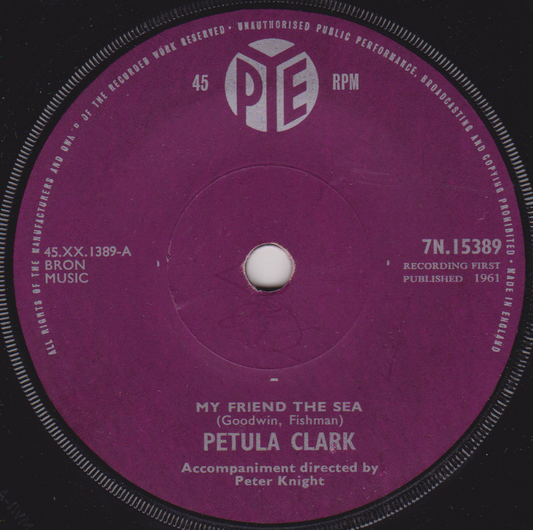 Petula Clark – My Friend The Sea (Pye, 1961) 7" vinyl single VG/-