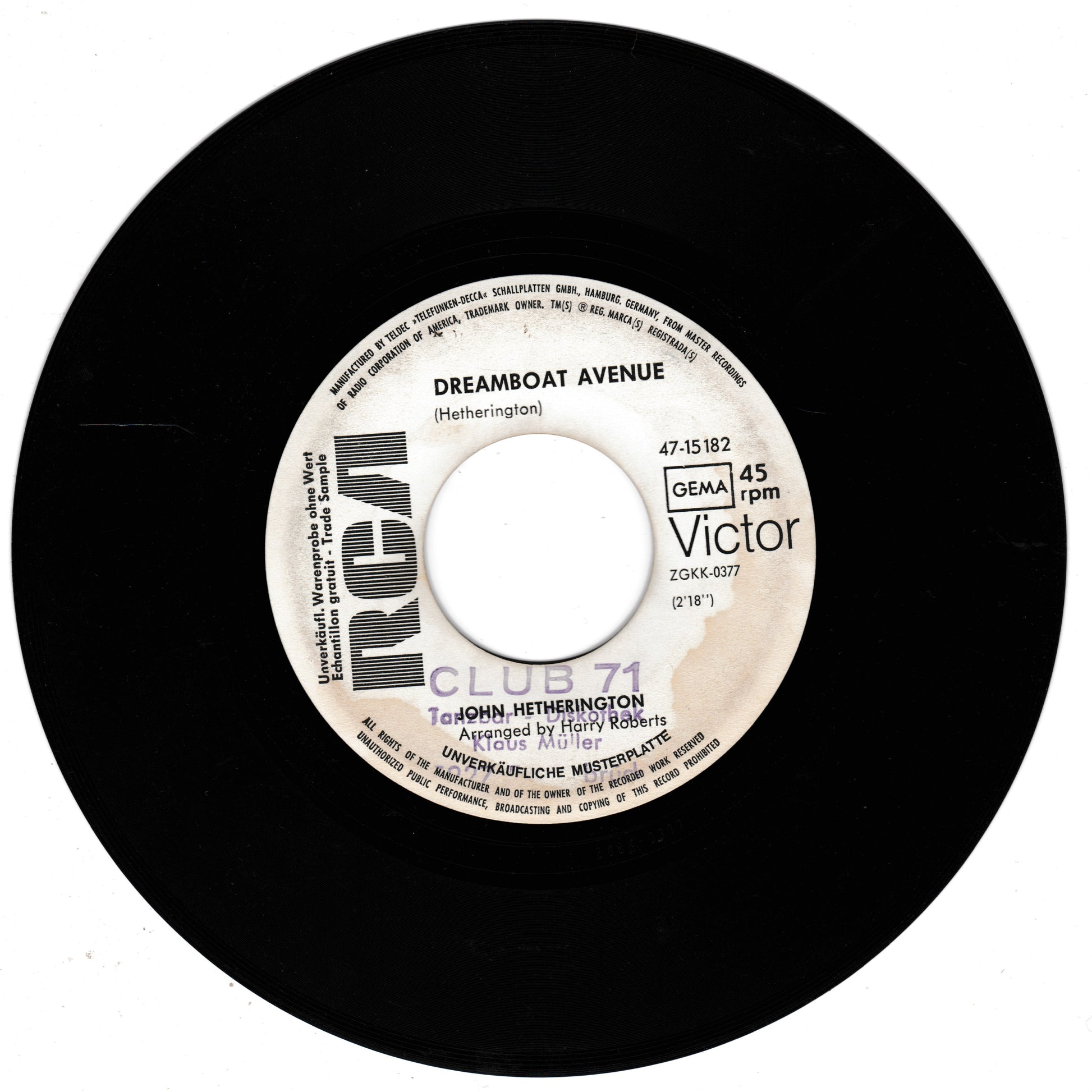 Vinyl record label for 'Dreamboat Avenue' by Club 71 on RCA Victor.