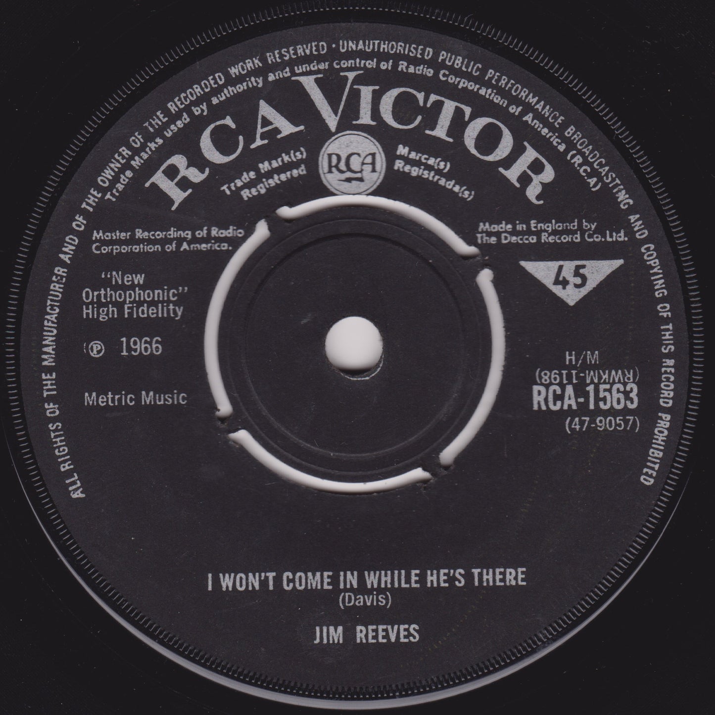 Jim Reeves – I Won't Come In While He's There (RCA 1966) 7" vinyl single VG/-