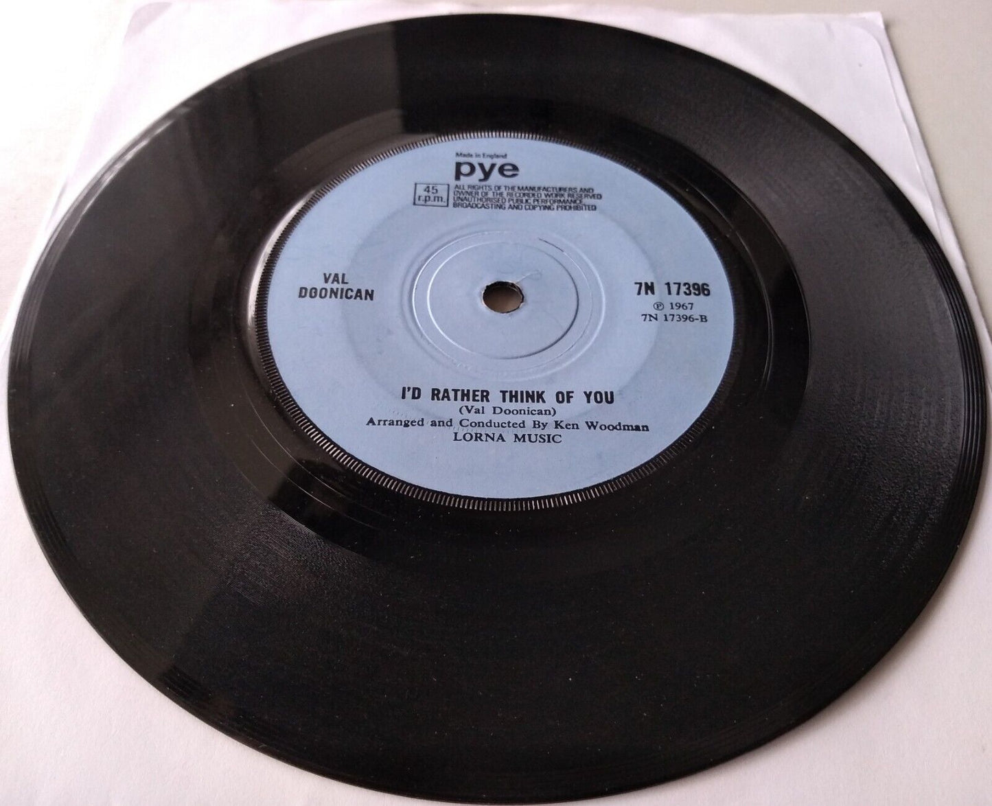 Val Doonican – If The Whole World Stopped Lovin' (Pye 1967) 7" vinyl single VG/-