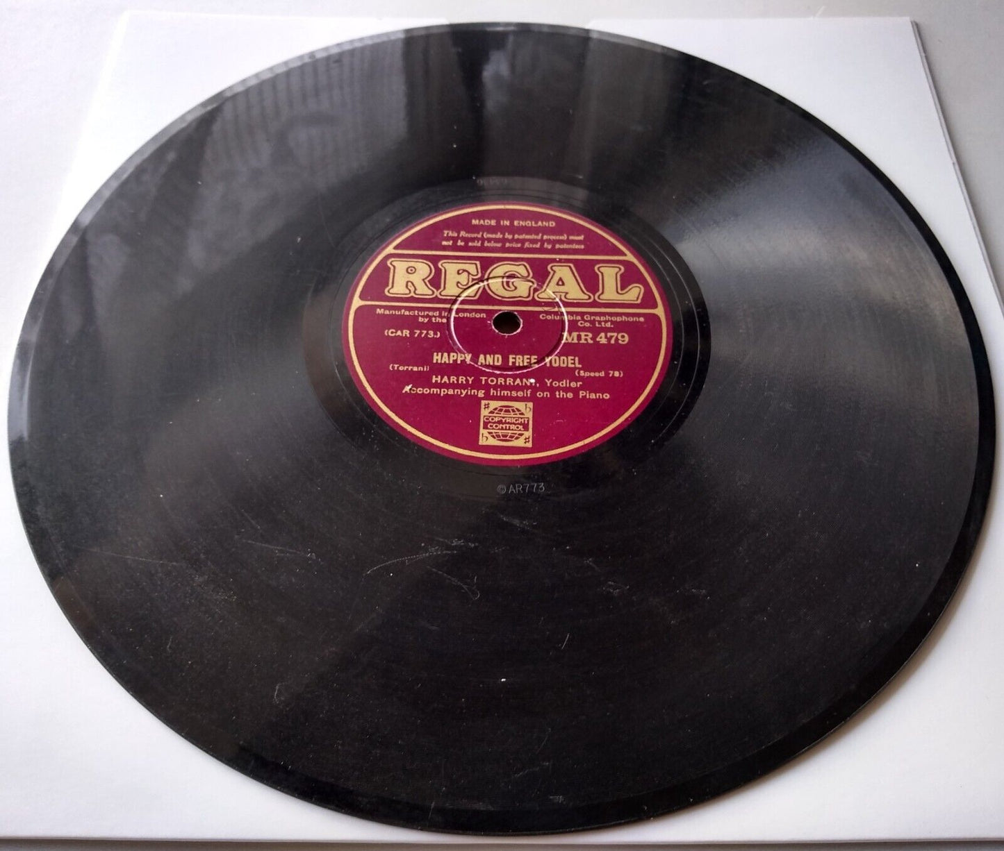 Harry Torrani – Happy And Free Yodel (Regal 1932) 10" shellac VG/-