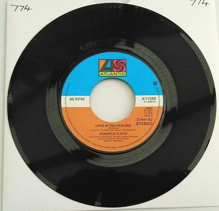 Roberta Flack With Donny Hathaway - The Closer I Get To You 7" vinyl single VG/-