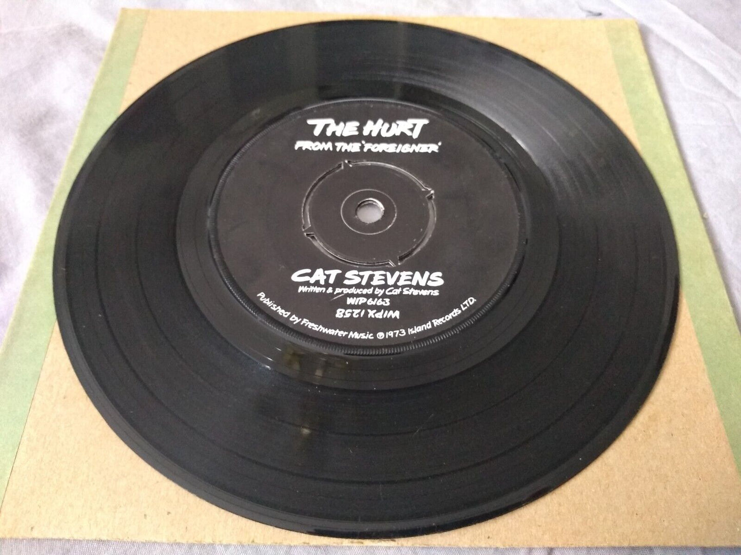 Cat Stevens - The Hurt (Island 1973) 7" vinyl single VG/-