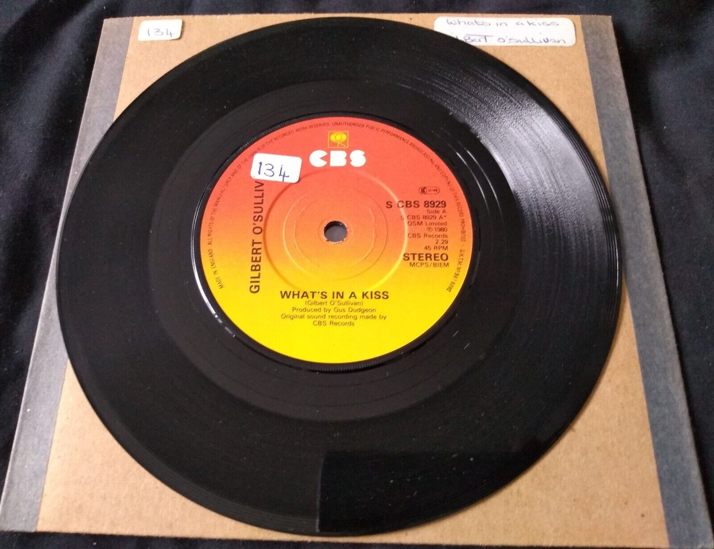 Gilbert O’ Sullivan - What’s In A Kiss (CBS 1980) 7” vinyl single VG/-