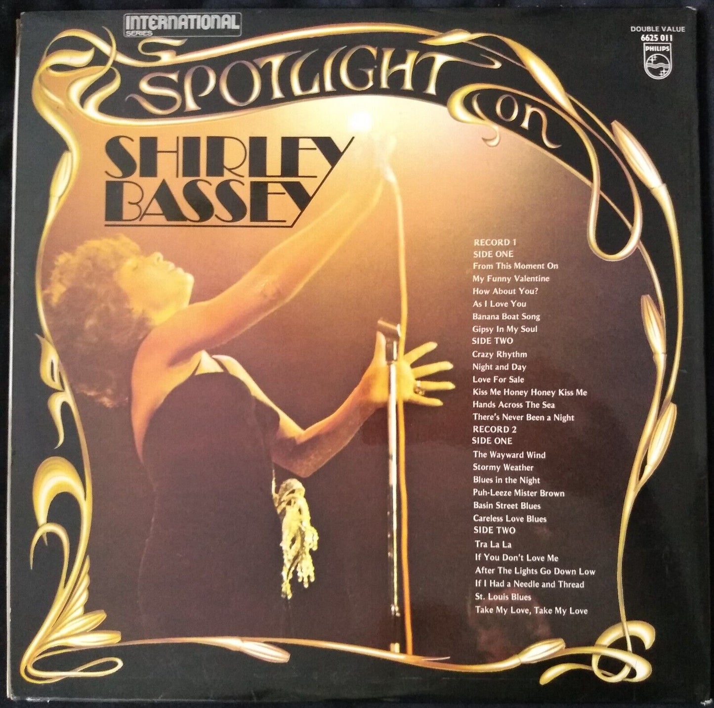 Shirley Bassey - Spotlight On Shirley Bassey (Philips) 2x12" vinyl LP VG/VG