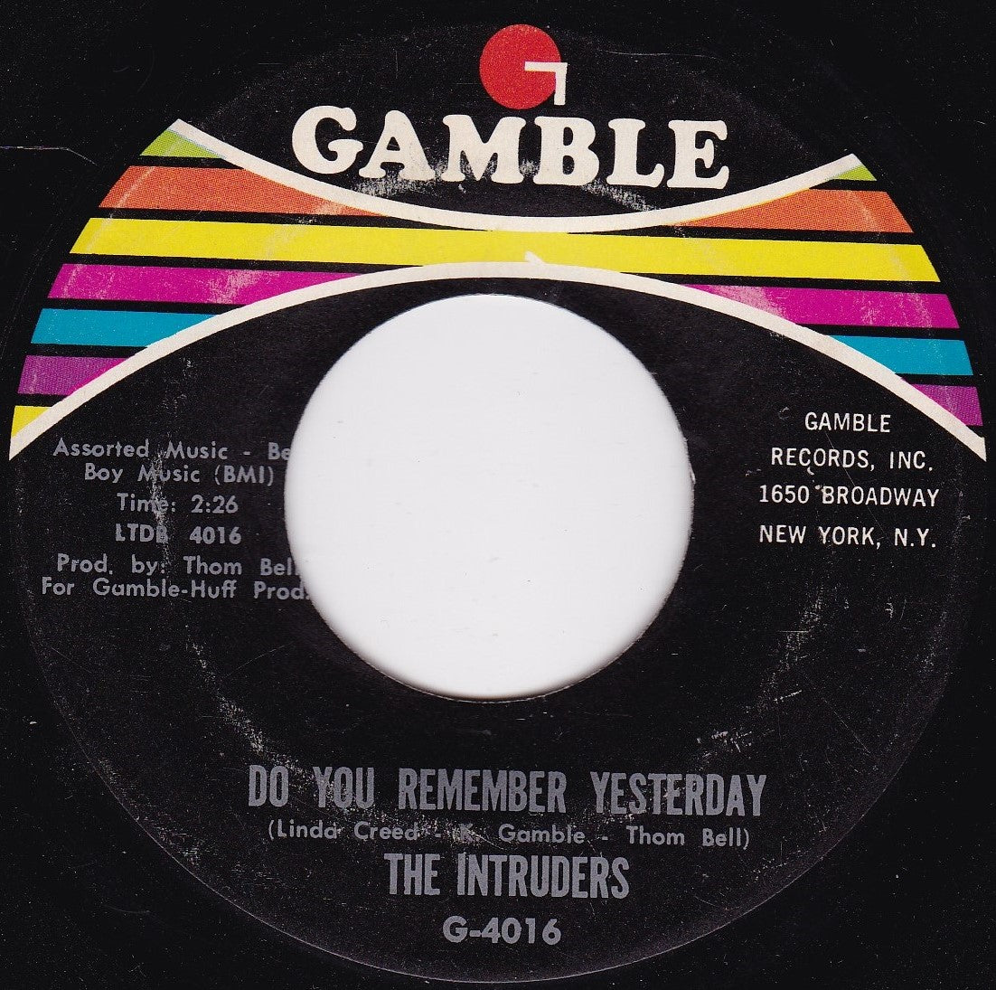 The Intruders – I Bet He Don't Love You (Like I Love You) 7" vinyl US single G+/- jukebox centre